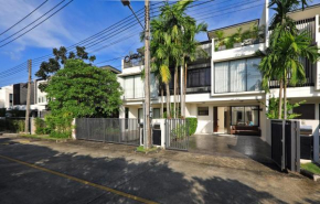 Townhouse 3 br Laguna Park by CapitalPro 131